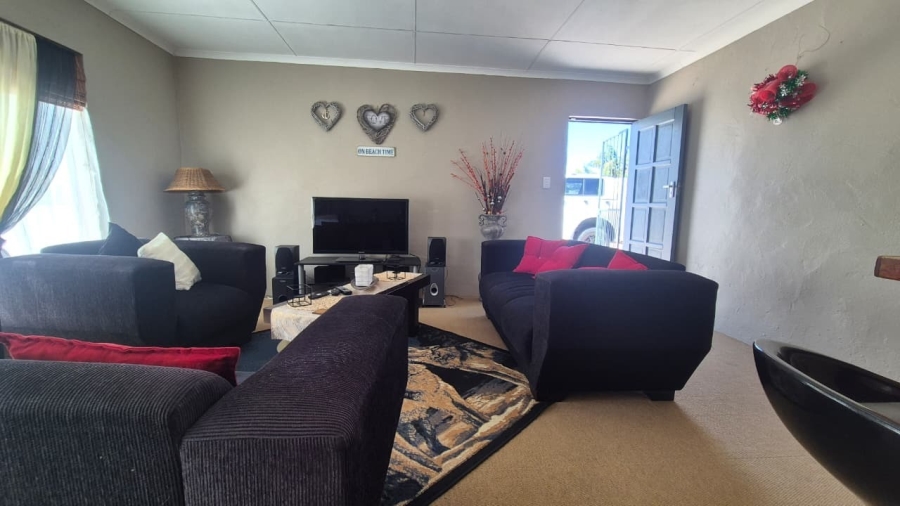 3 Bedroom Property for Sale in Country Club Western Cape